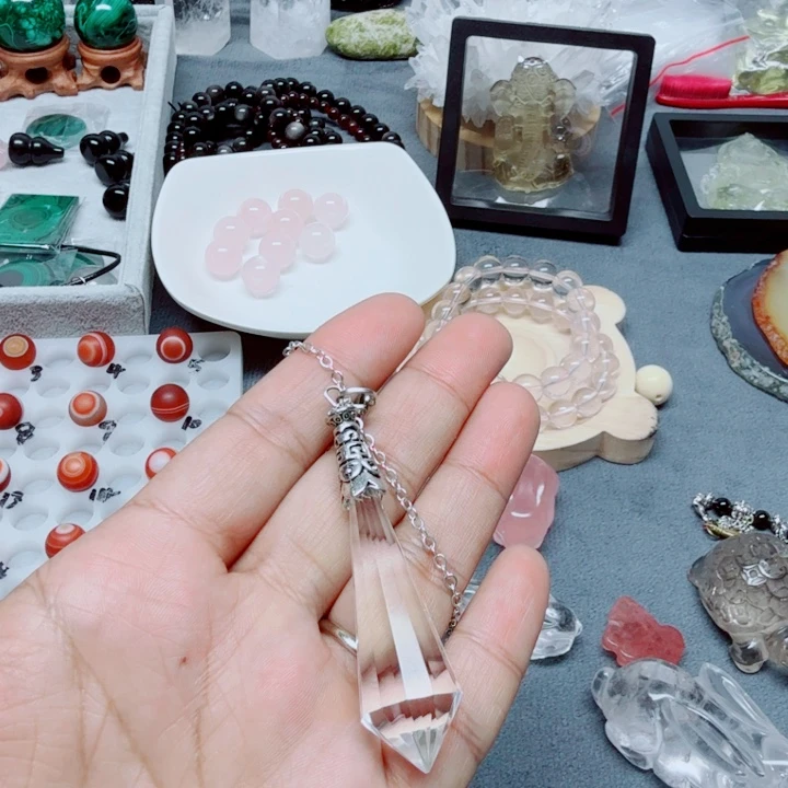 未镶嵌颈饰水晶水晶