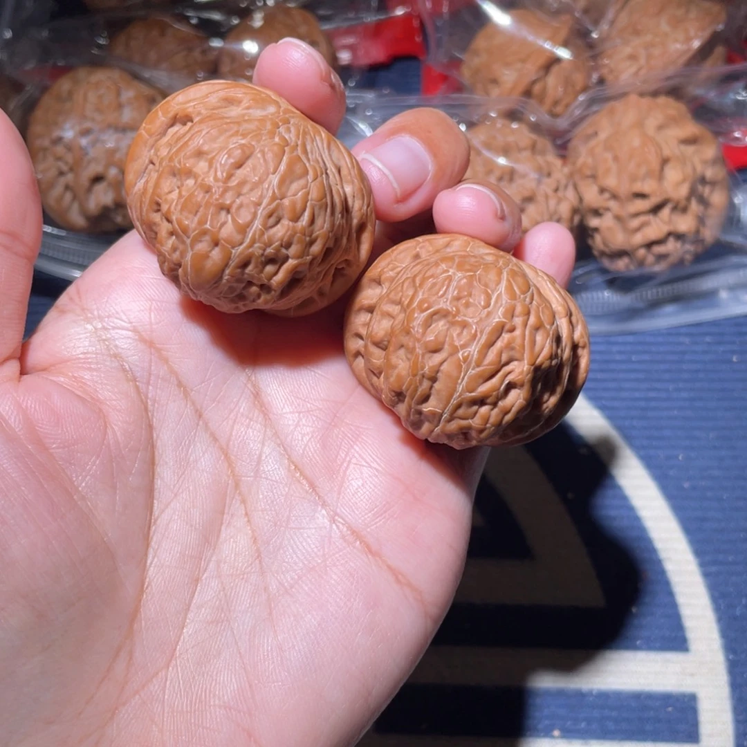 文玩核桃吊坠铁锤40