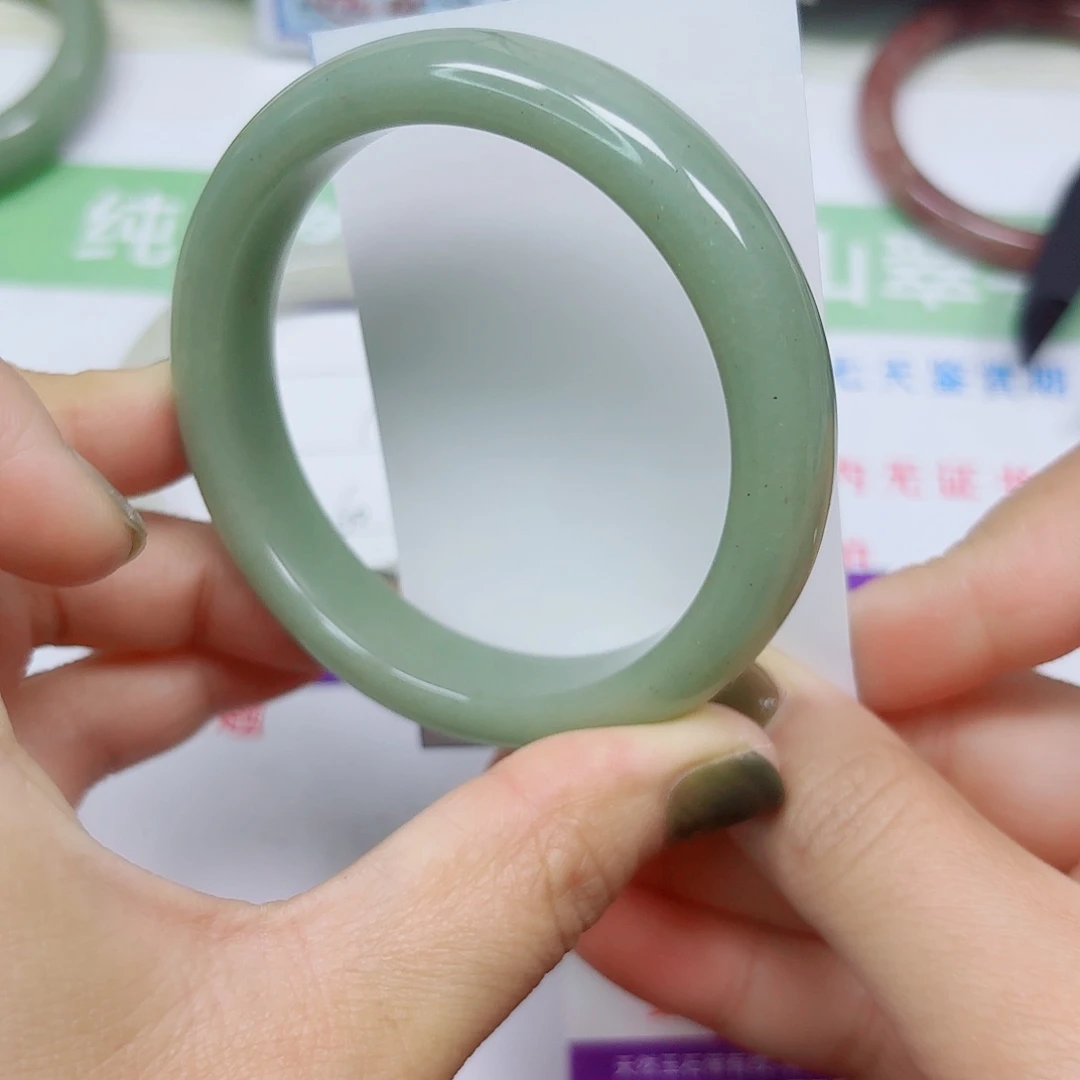 石英质玉未镶嵌手镯97/5859