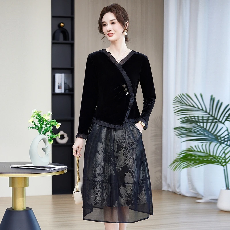 年轻妈妈洋气半身裙套装春季2025新款中老年女时尚长袖春秋两件套