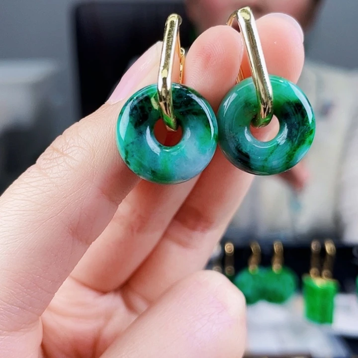 翡翠耳饰未镶嵌饰品