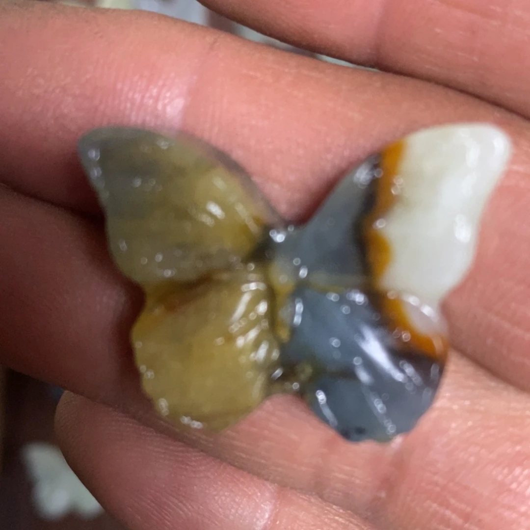 蛇纹石玉未镶嵌天然岫玉