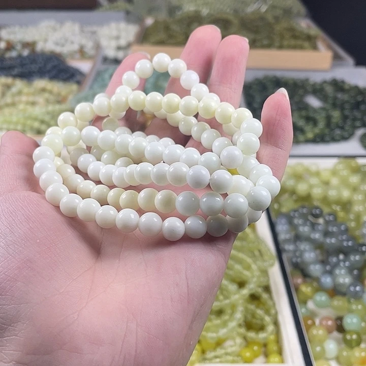 蛇纹石玉未镶嵌手链