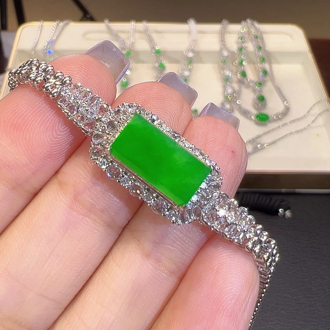 自***师翡翠18K金镶嵌手链翡翠