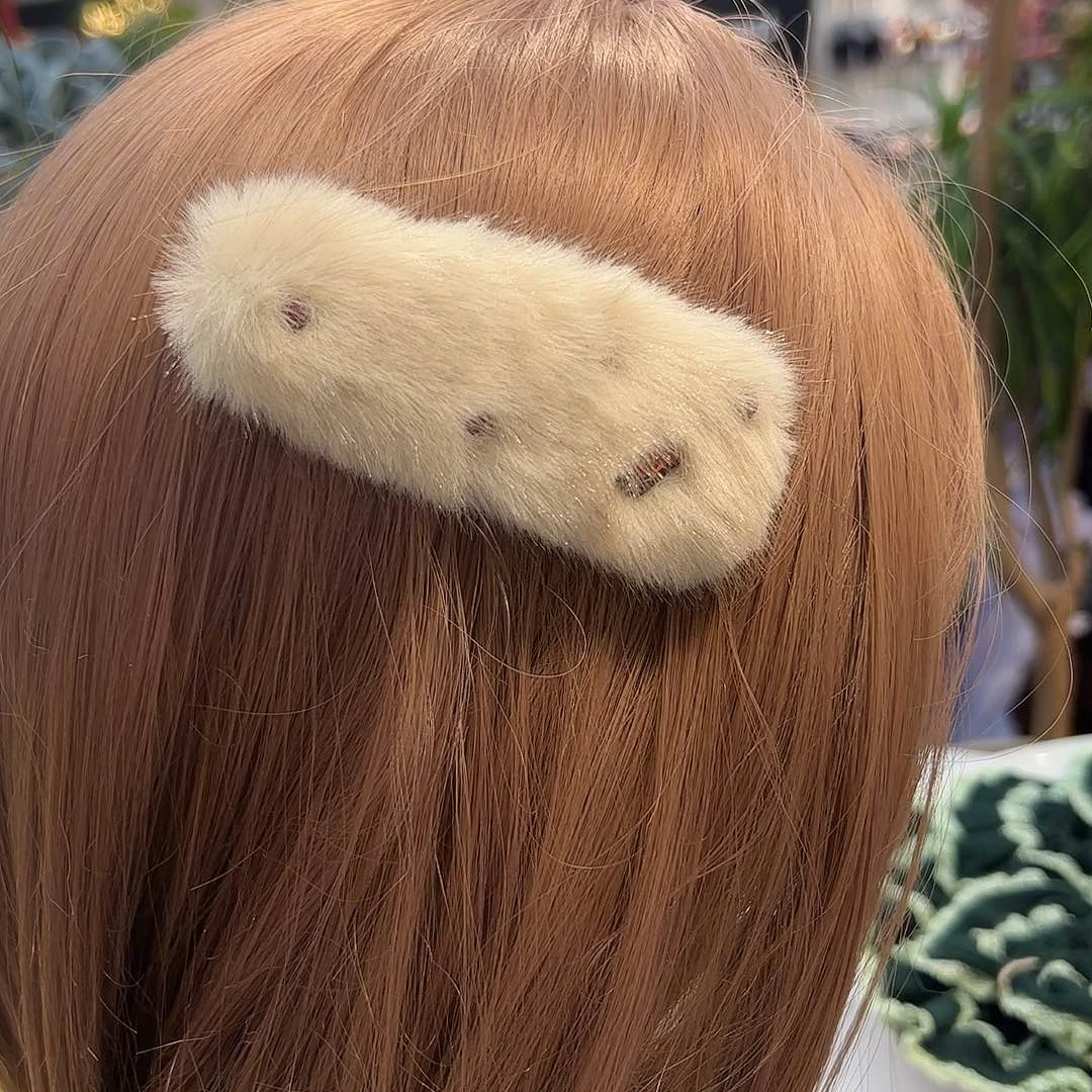 布艺非金属米色拜拜夹