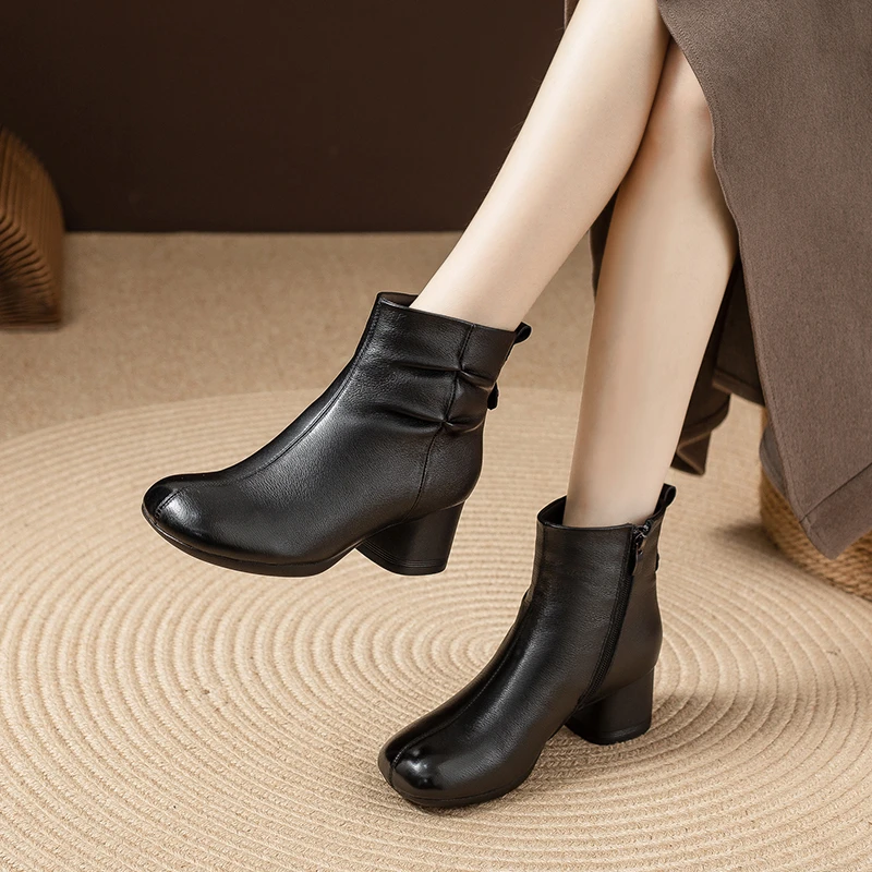 秋冬季新款单棉经典头层牛皮靴软底妈妈鞋女百搭短靴加绒马丁靴女