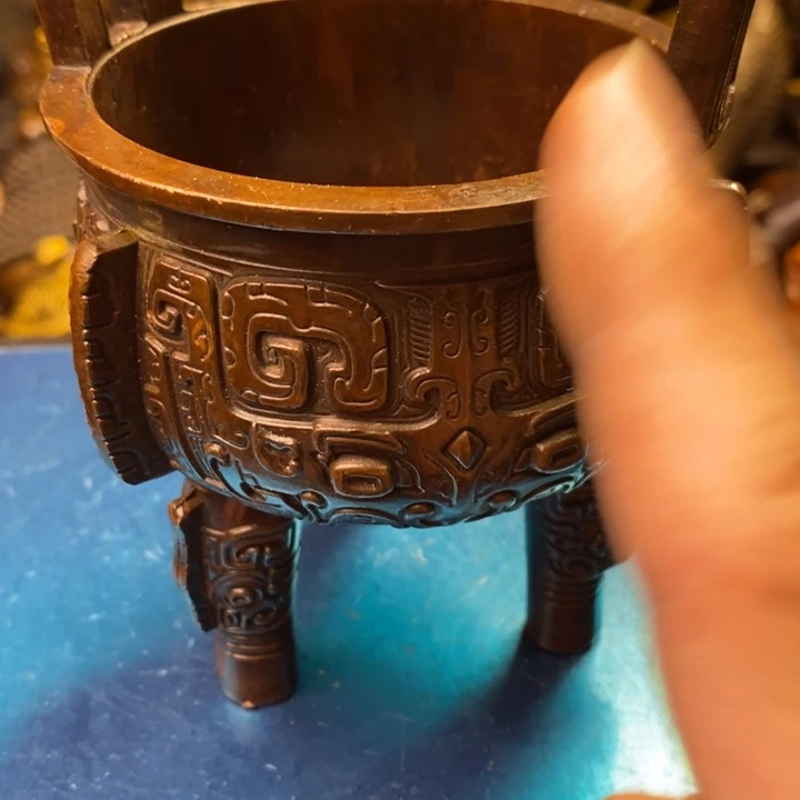 大叶紫檀（黑酸枝木类）