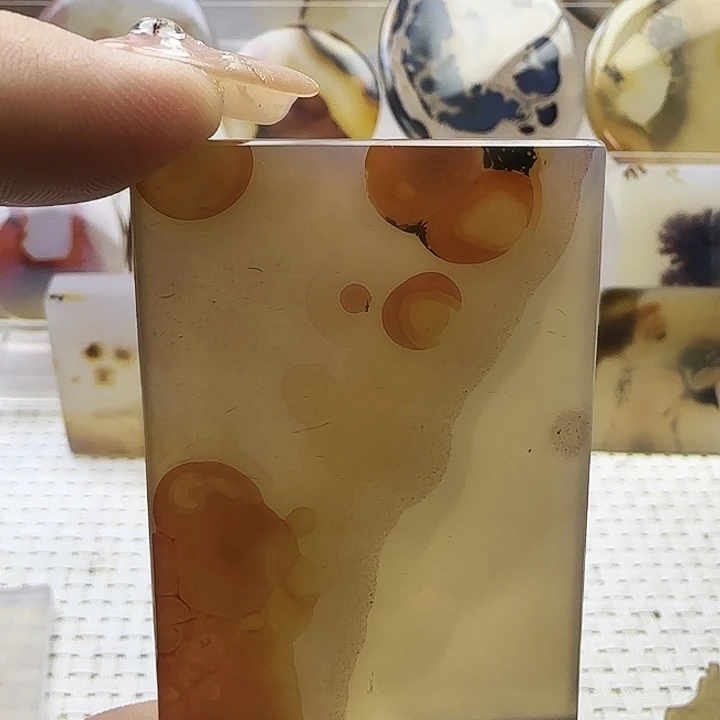 玛瑙/玉髓未镶嵌珠宝奇石