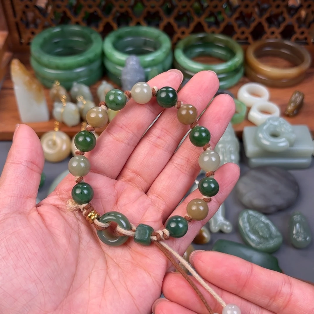 和田玉（糖玉）未镶嵌颈饰