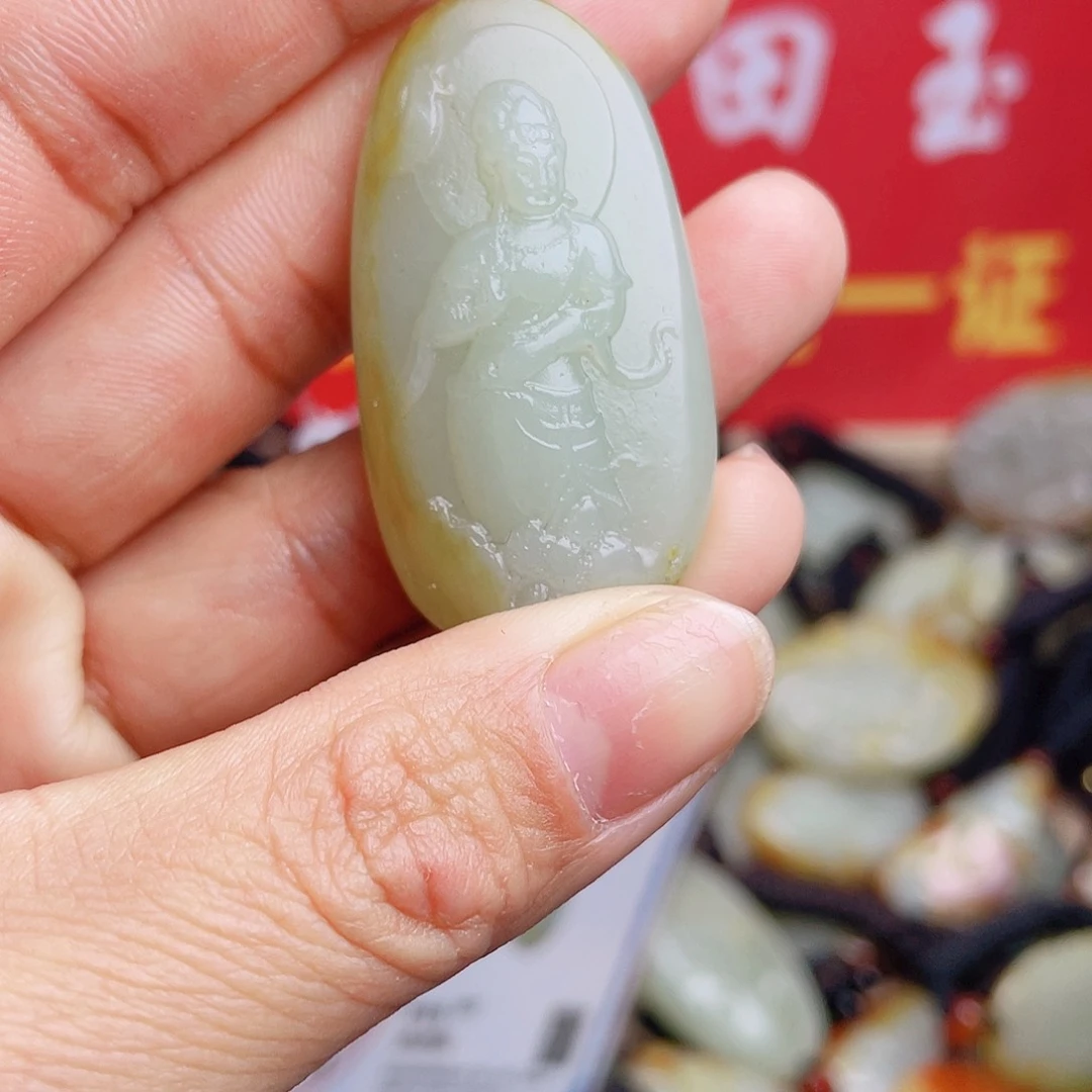 和田玉颈饰未镶嵌