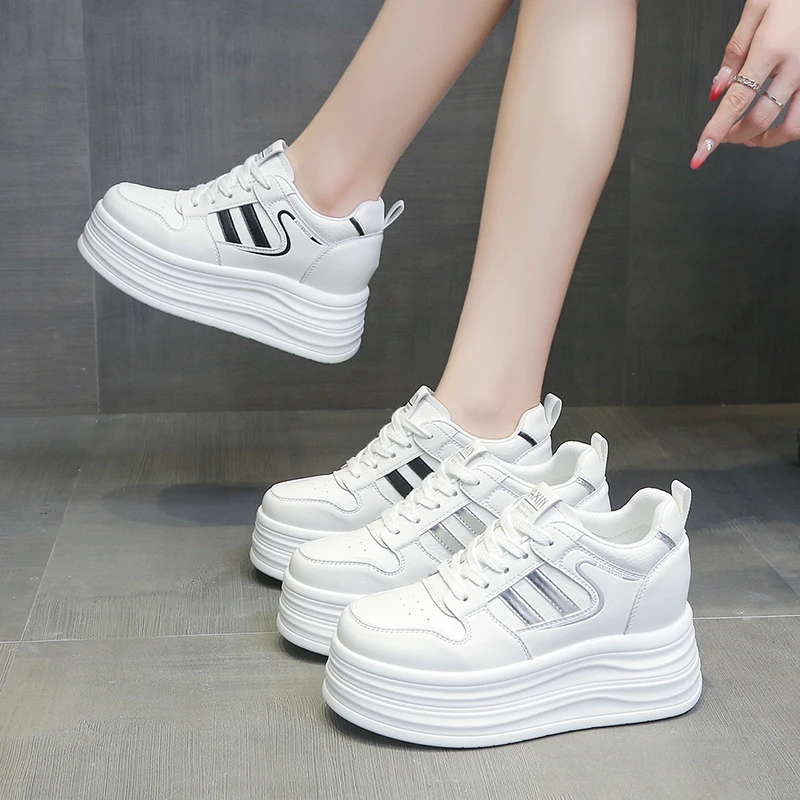 女士增高鞋8CM高跟小白鞋秋冬新款时尚百搭厚底松糕鞋皮面休闲鞋