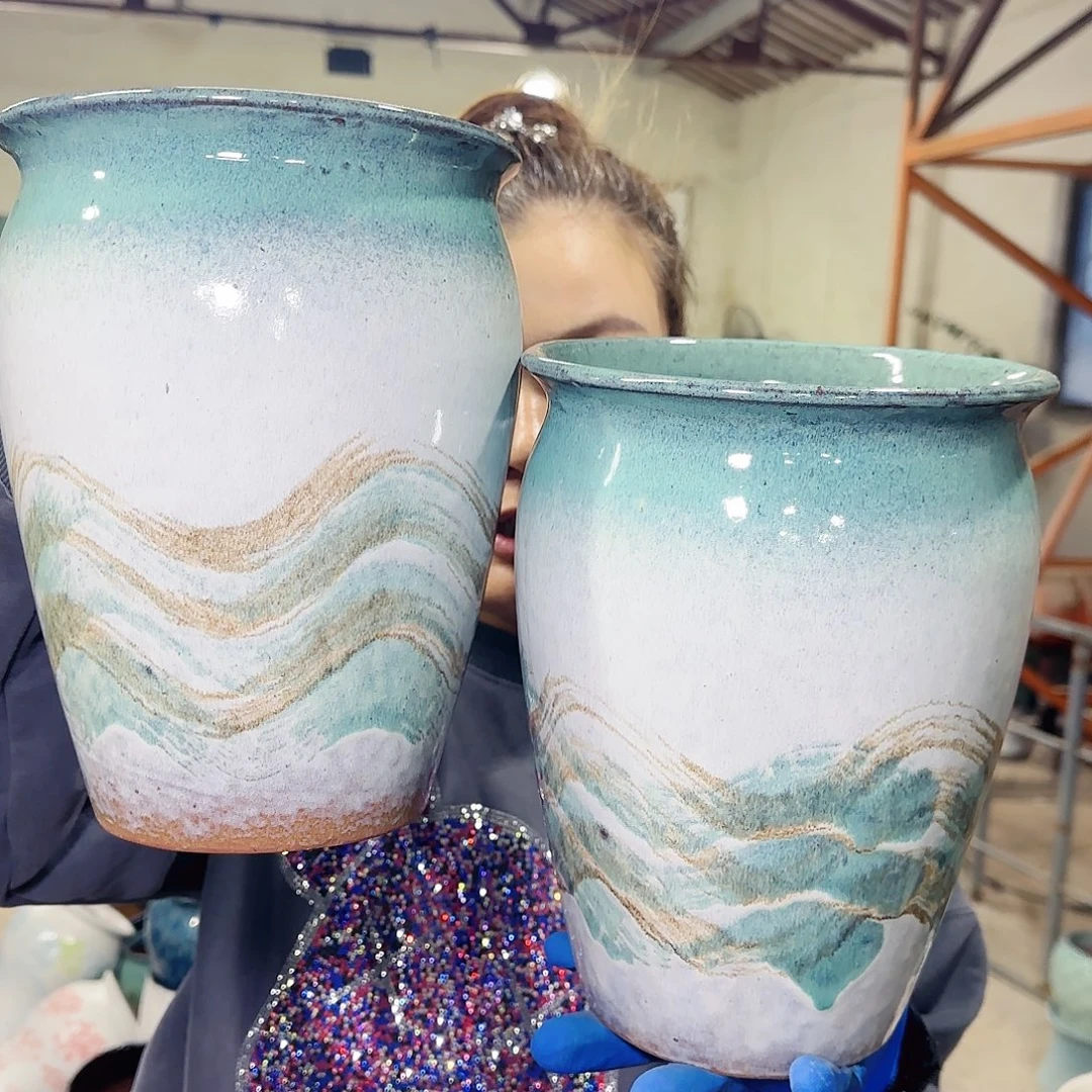 花盆紫砂高23口17 微瑕