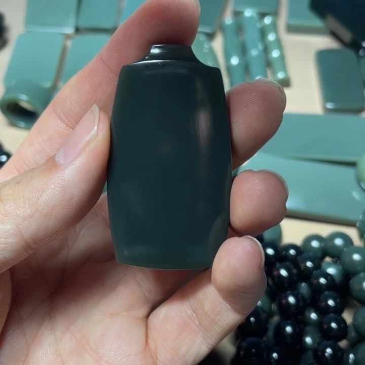 和田玉1未镶嵌大***。和田