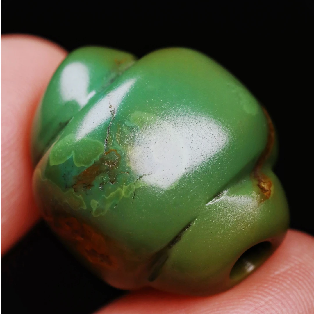 老绿松石法螺珠藏传老松石