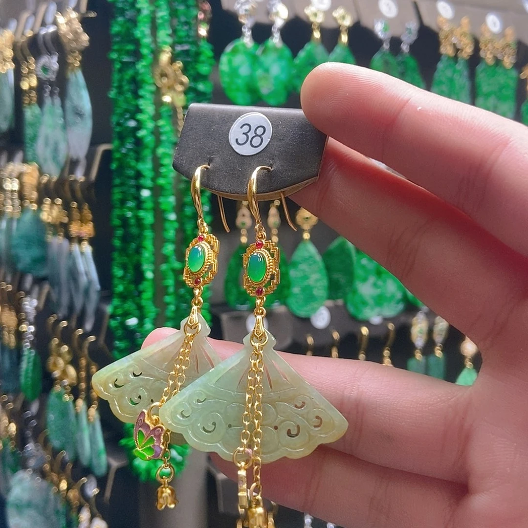 翡翠未镶嵌耳饰翡翠