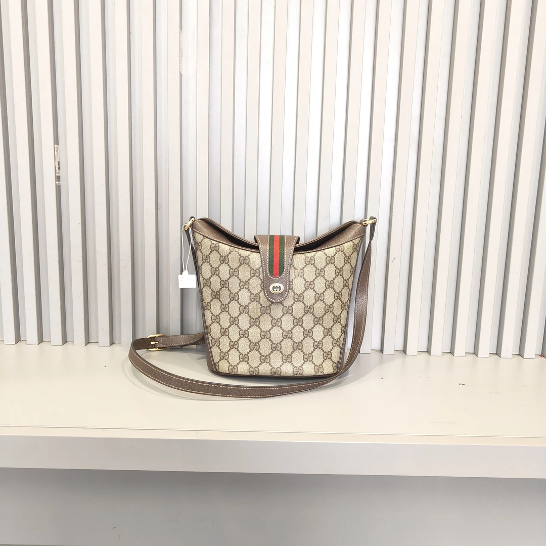95新 GUCCI/古驰 暮野XI/古驰斜挎/28024