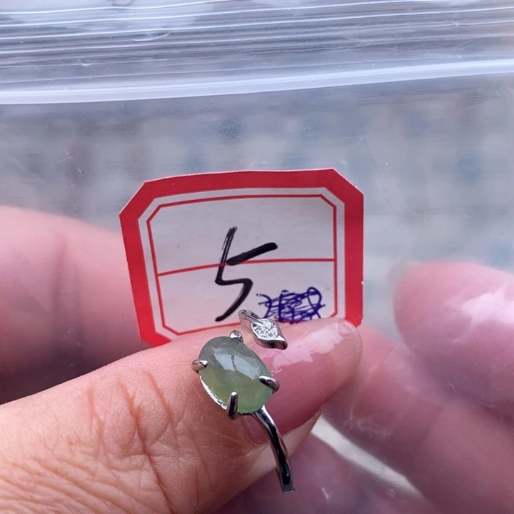 未镶嵌戒指翡翠缅甸