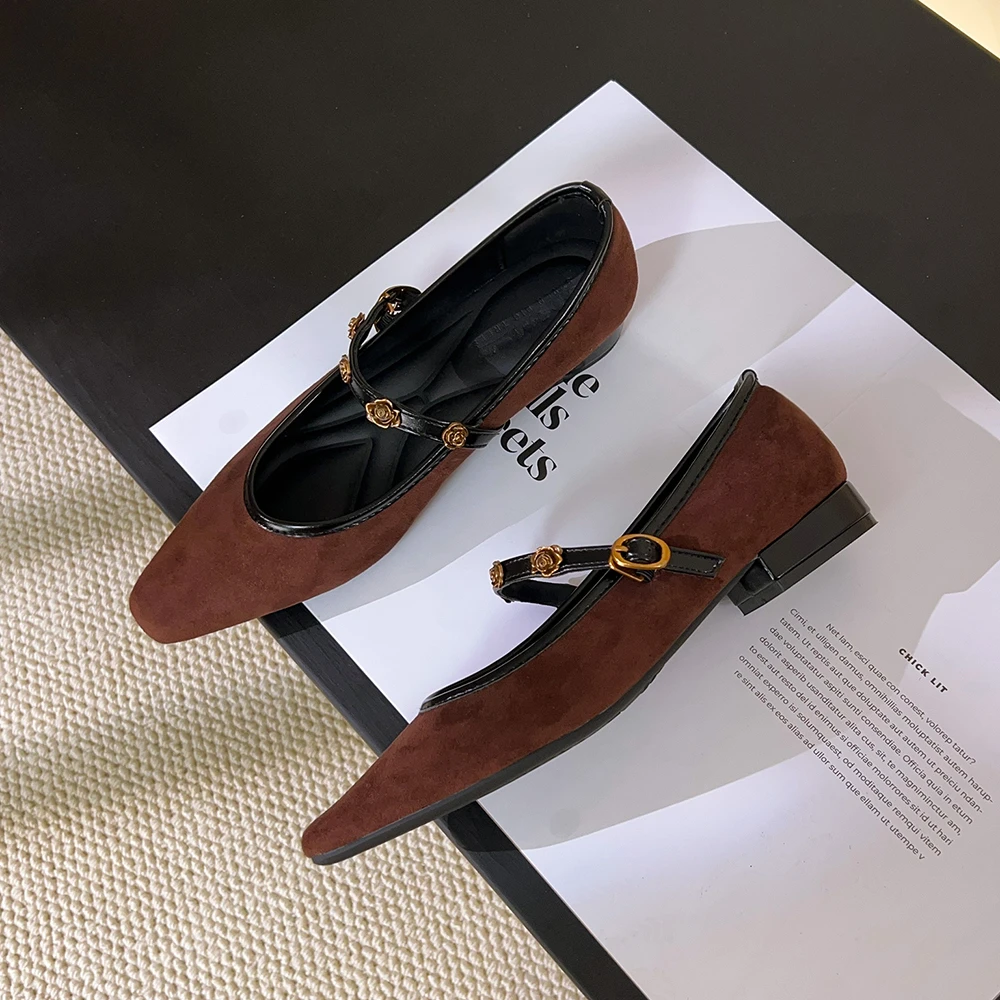 [复古]气质小方头低跟单鞋韩系花朵金属饰扣浅口玛丽珍女鞋