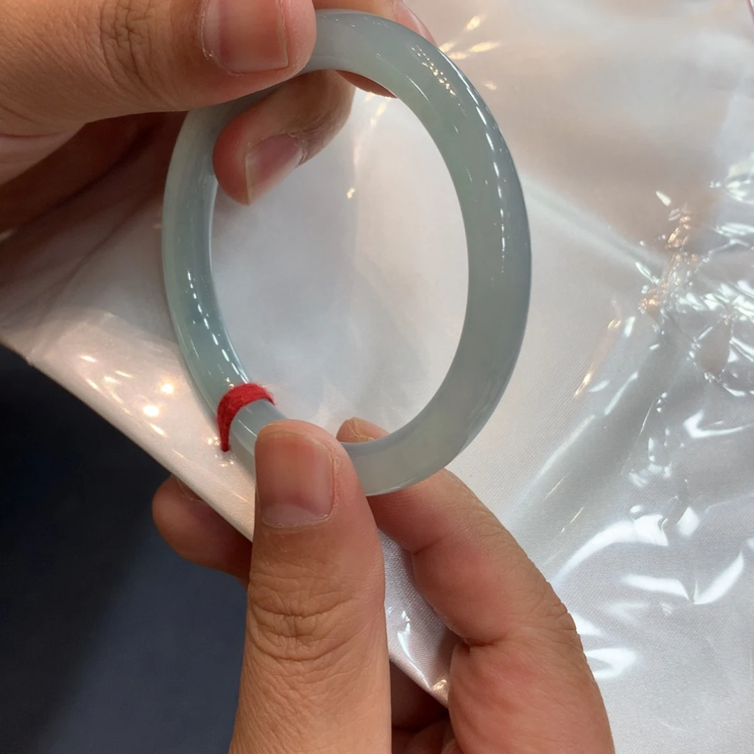 翡翠未镶嵌手镯手镯