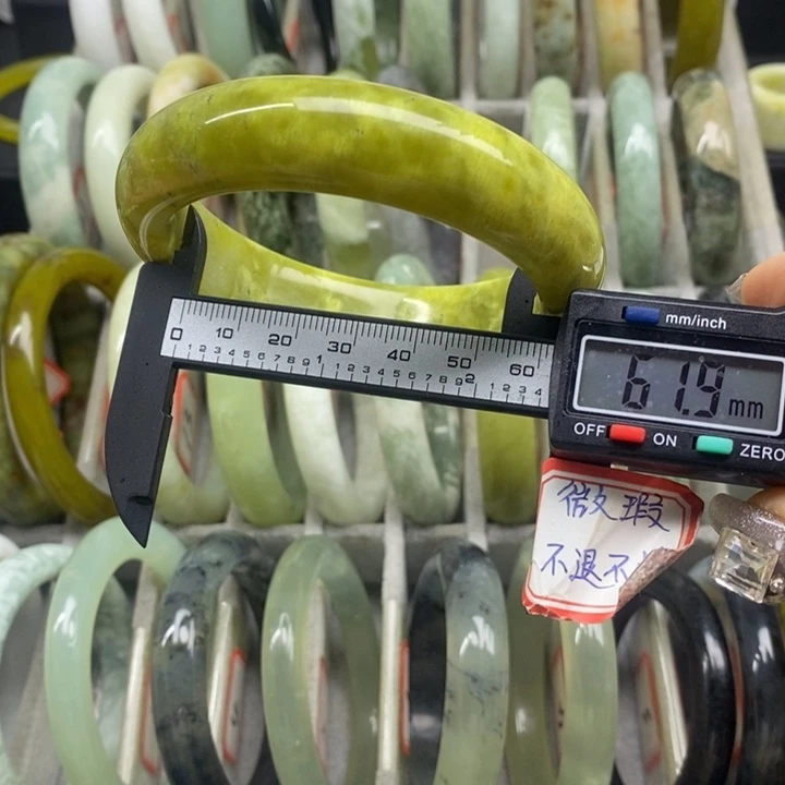 蛇纹石玉手镯27未镶嵌