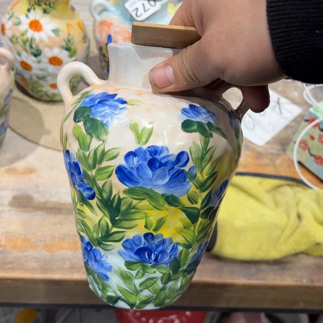 摆件陶瓷花瓶高21口5.5