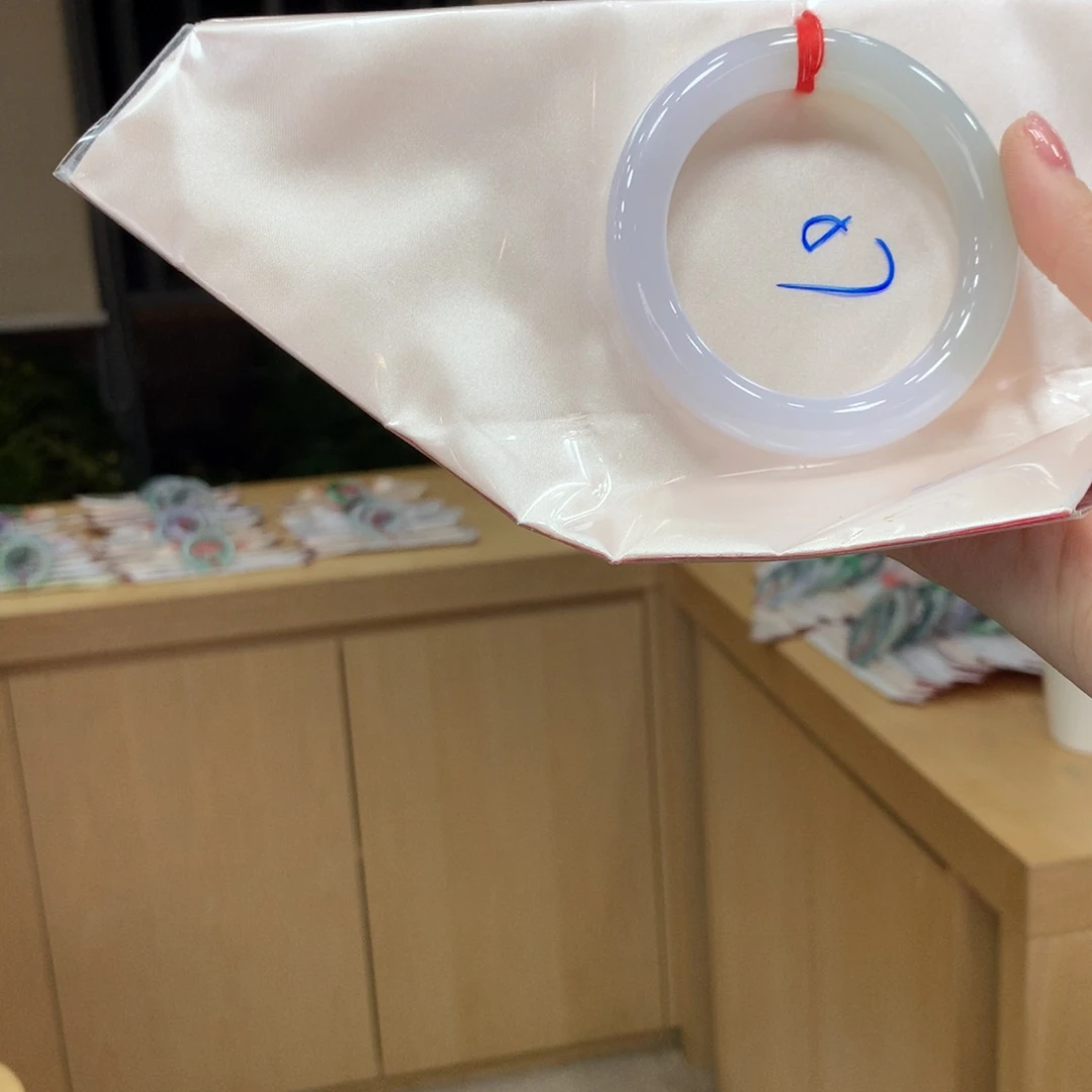未镶嵌手镯翡翠不退不换