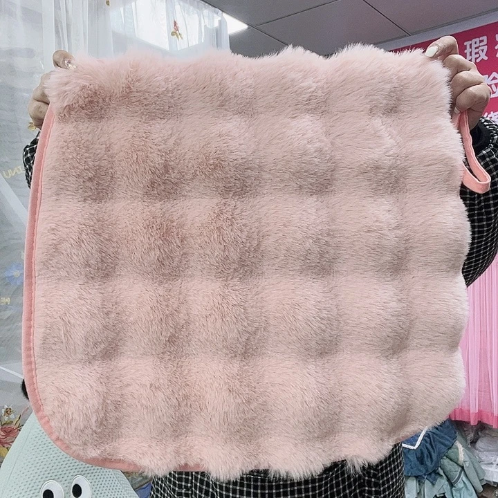 毛绒啦咯啦咯啦咯啦咯啦