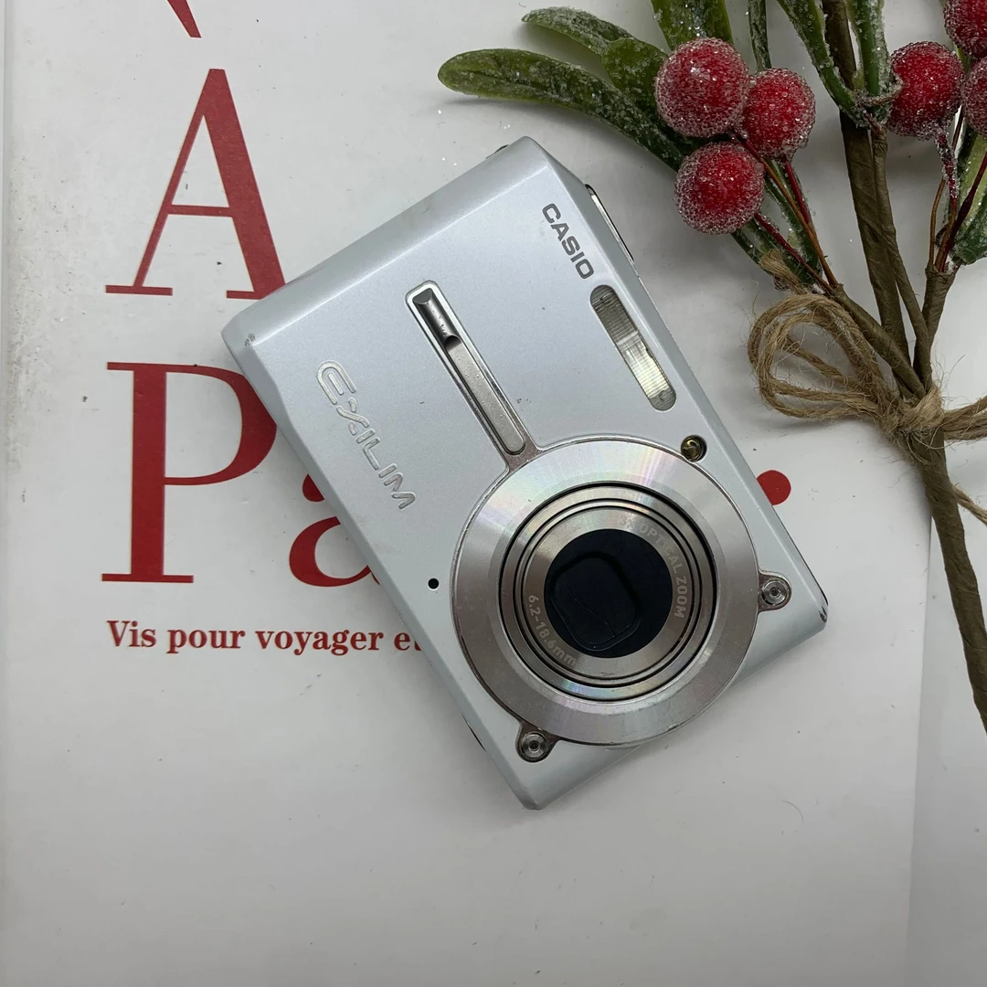 95新 Casio/卡西欧 EX-S500 500万像素 3倍光学变焦（no退no换）