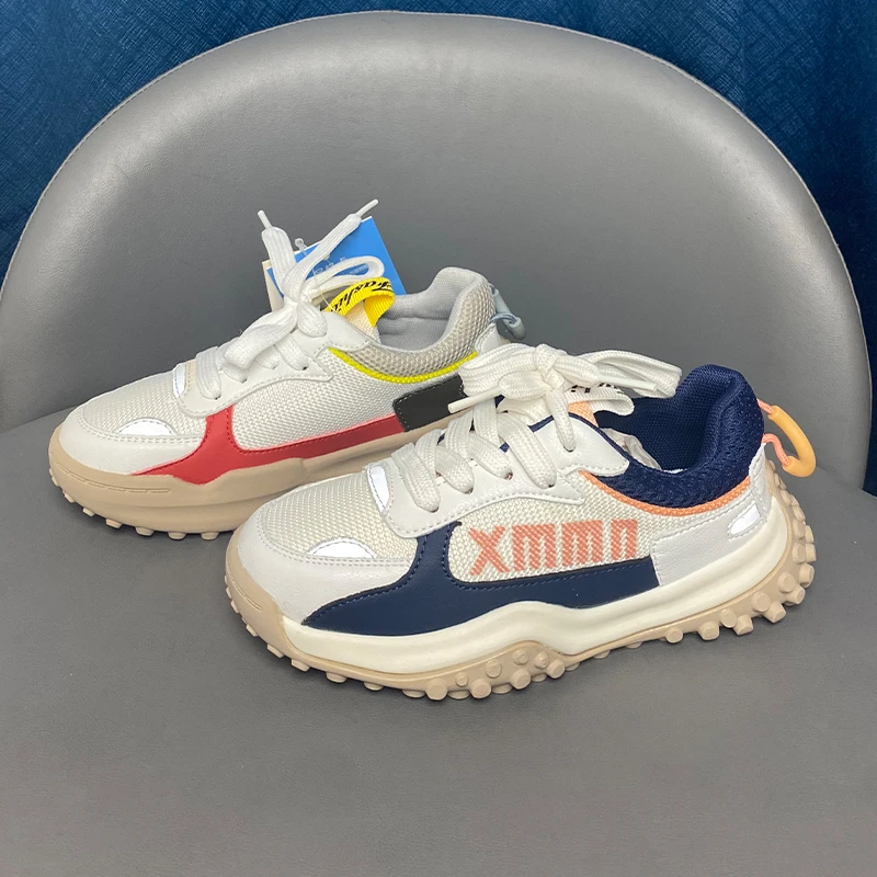 2025年超纤网面儿童鞋子中大童春秋款运动鞋透气防滑休闲鞋潮酷鞋