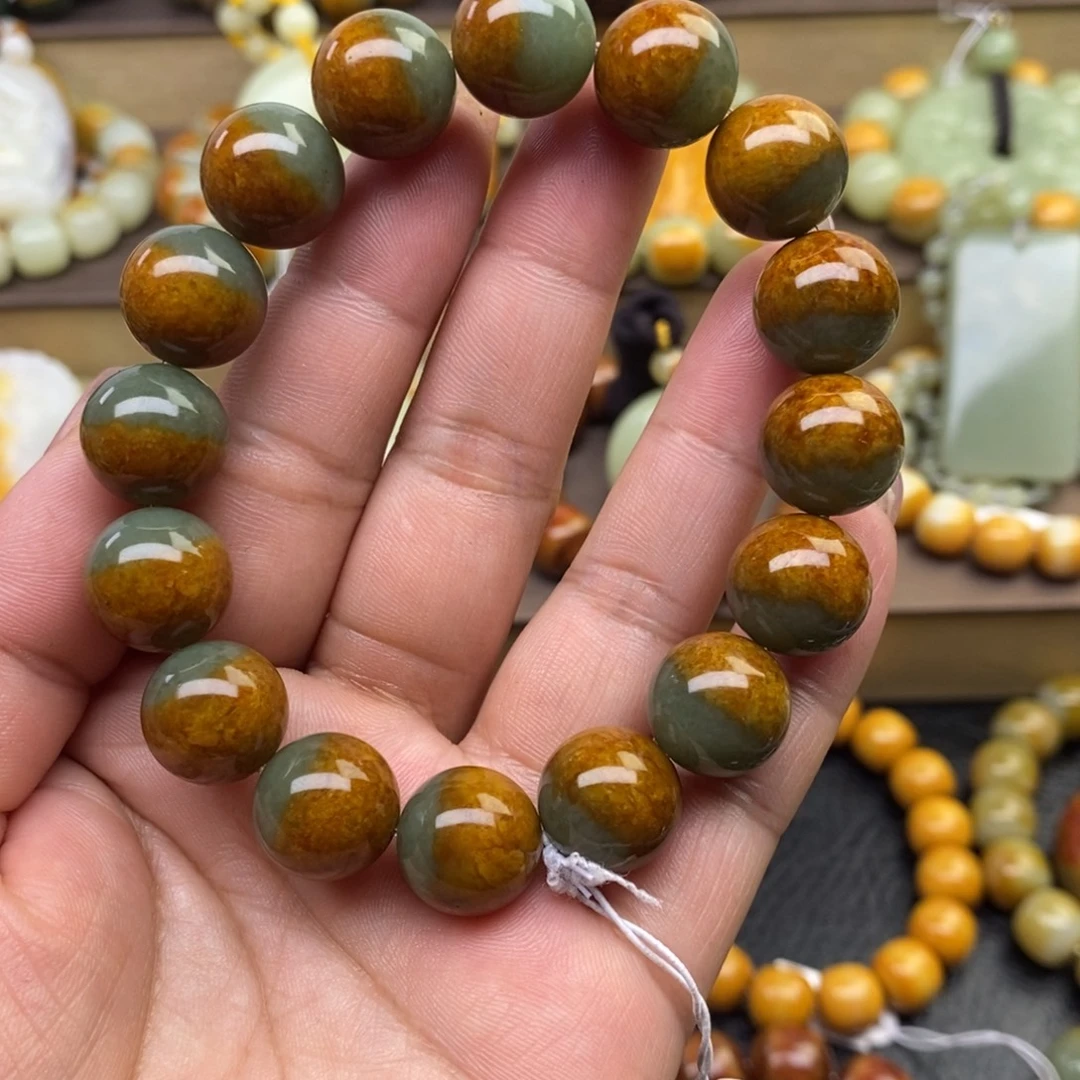 透闪石质玉未镶嵌手串