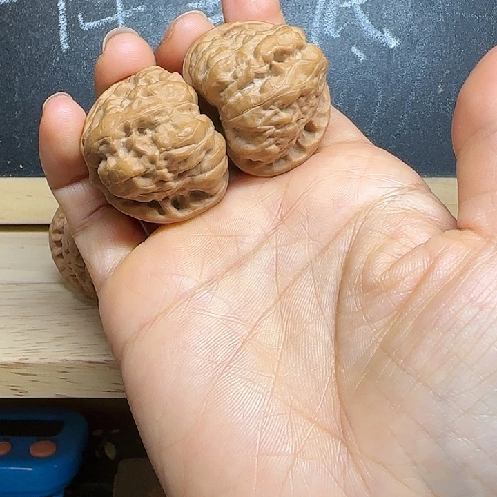 手串/手链核桃蛙蛙36+