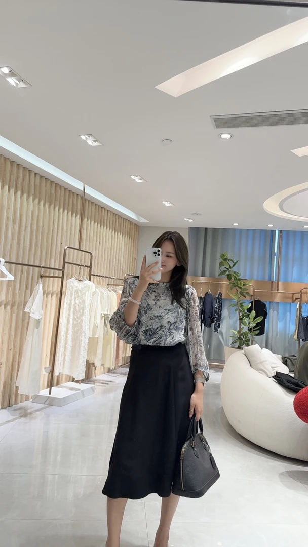 早秋/真丝桑蚕丝衬衫圆领新款T恤印花百搭衬衣女PZ0555-1