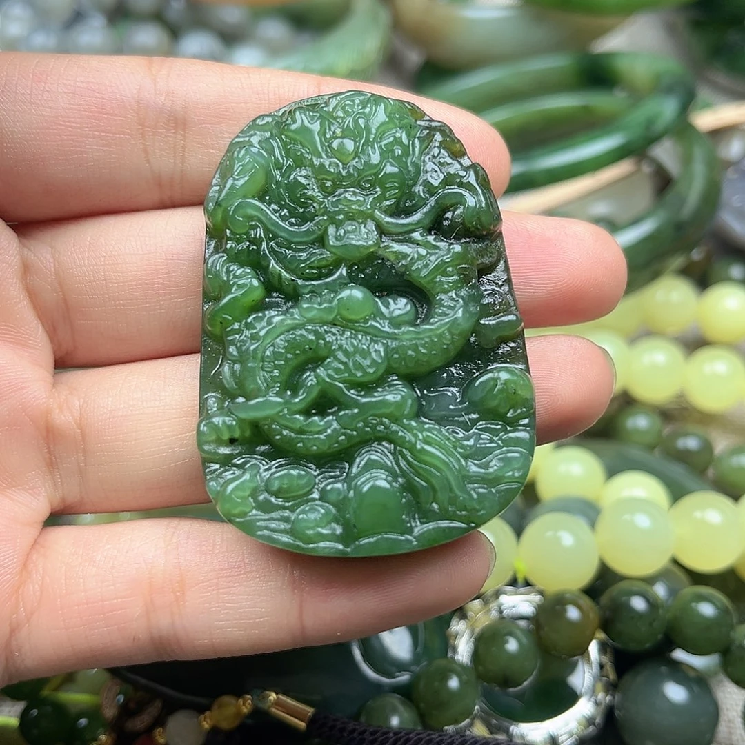 和田玉（碧玉）未镶嵌颈饰