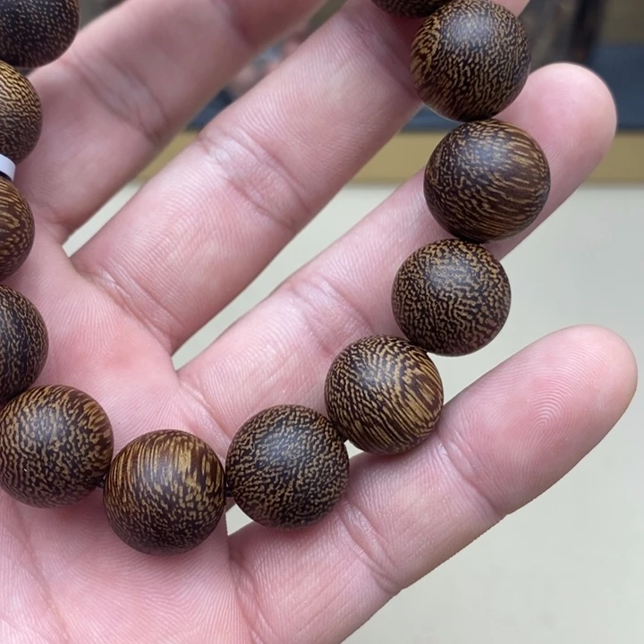 沉香碎屑沉香越南芽庄白奇1