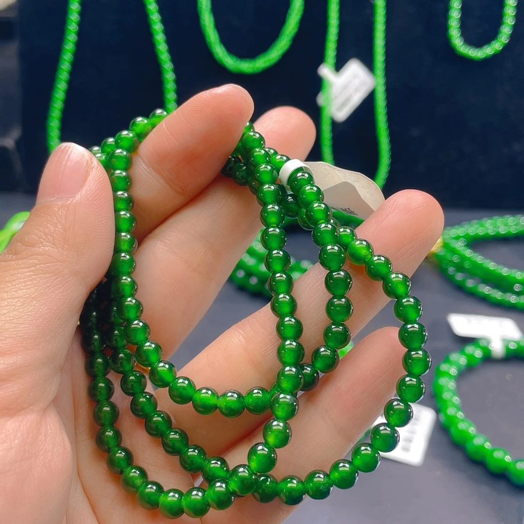 翡翠未镶嵌颈饰卡5