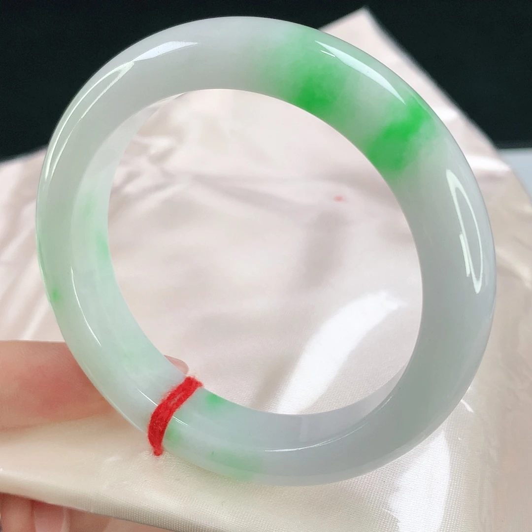 未镶嵌手镯翡翠829