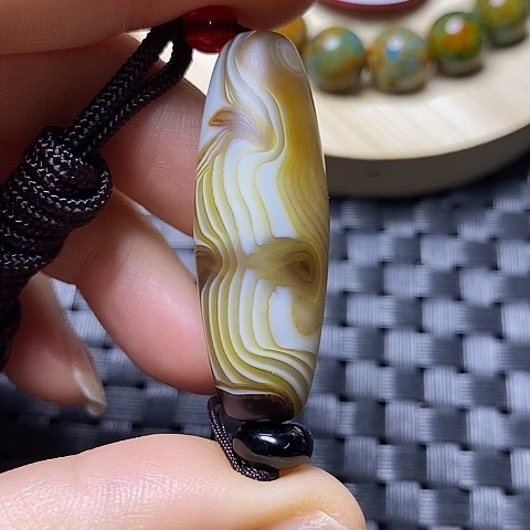 未镶嵌颈饰玛瑙/玉髓游**涯