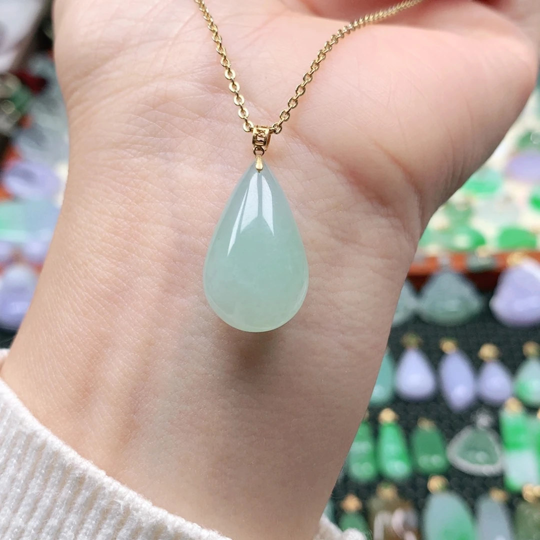 吊坠(不含链)18K金镶嵌翡翠