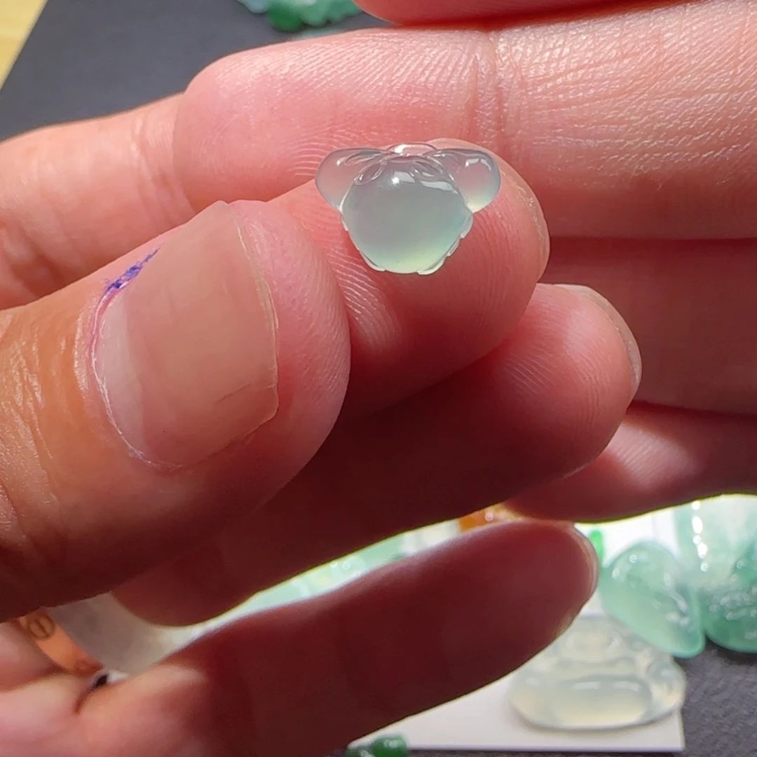 未镶嵌定制翡翠天然翡翠螃蟹