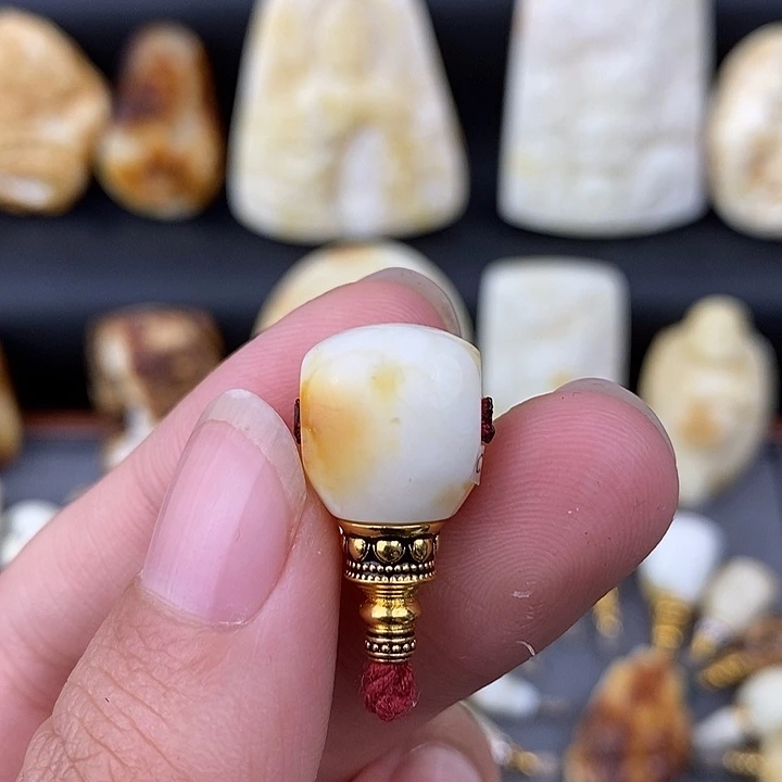 琥珀未镶嵌裸石12三通c726