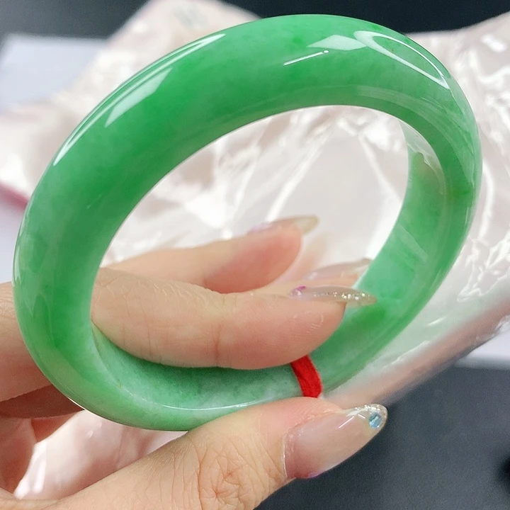 未镶嵌手镯翡翠，722