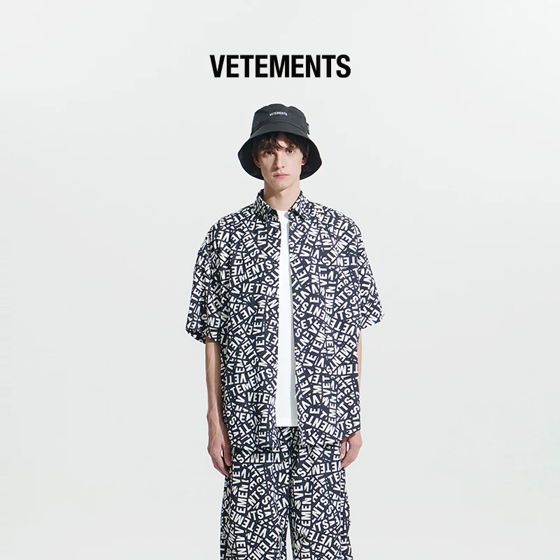 VETEMENTS新款情侣款夏季短袖衬衫休闲潮流时尚宽松满印35332003