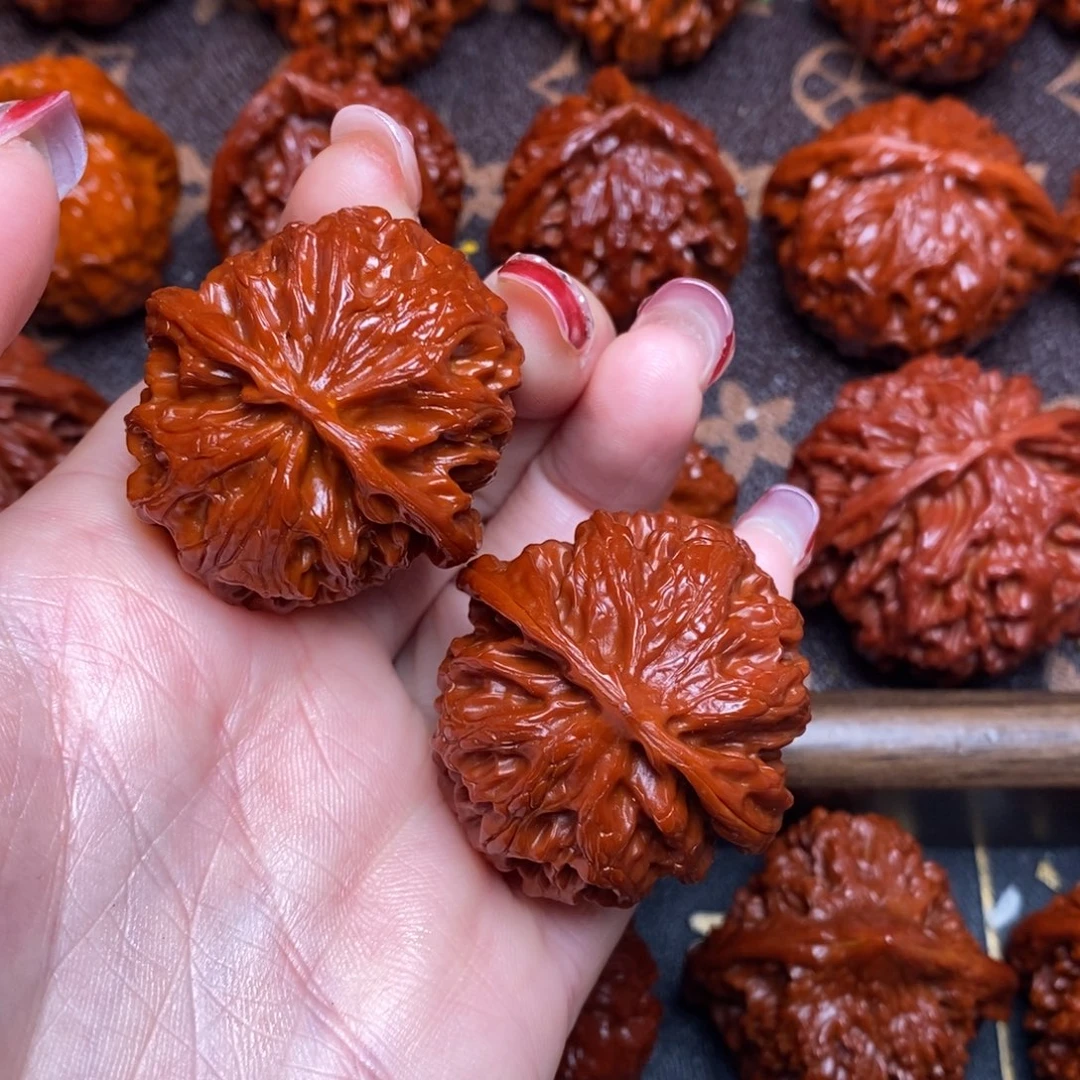 文玩核桃吊坠苹果3