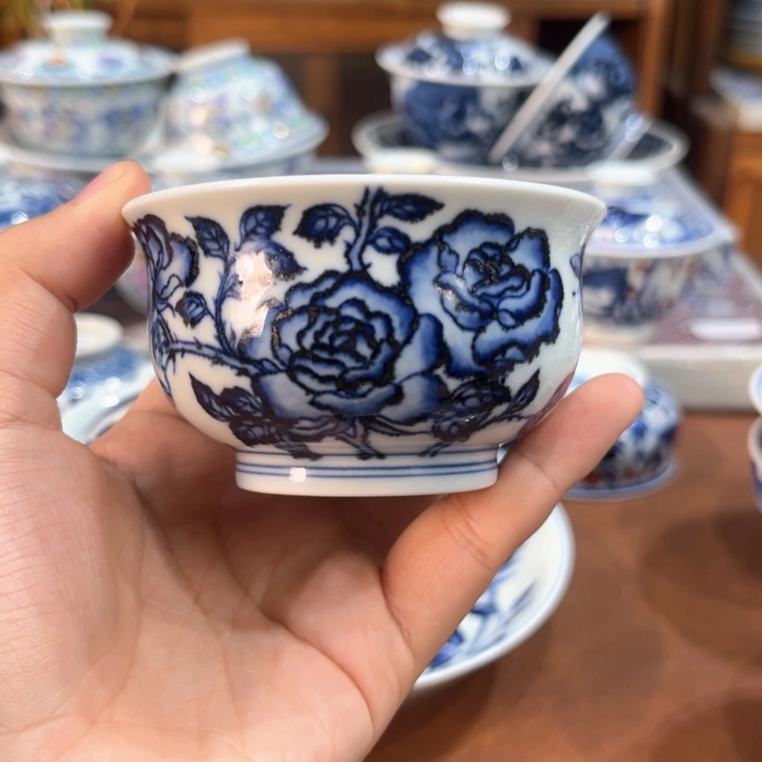 手工手绘柴窑青花玫瑰花主人杯