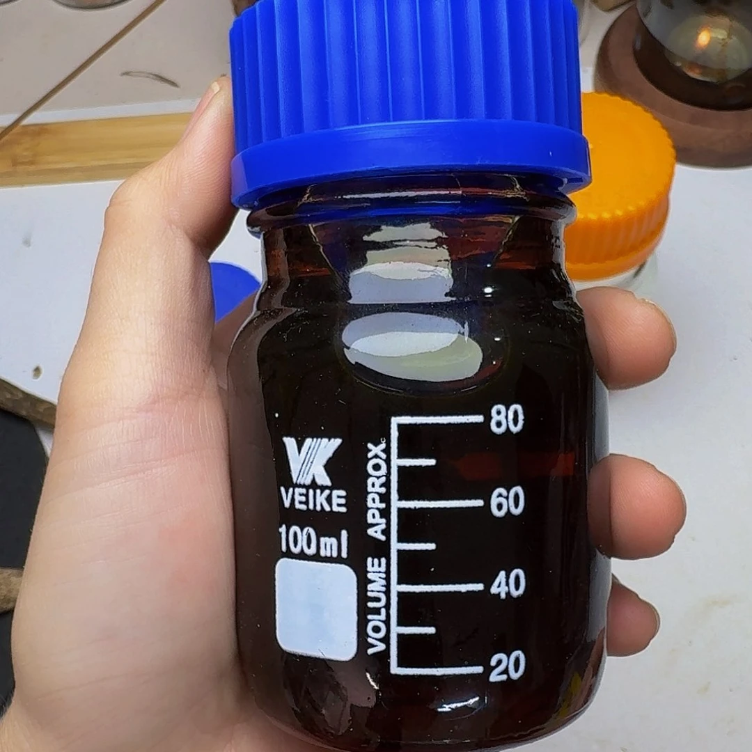 G***e沉香碎屑沉香沉香壳子精油1克