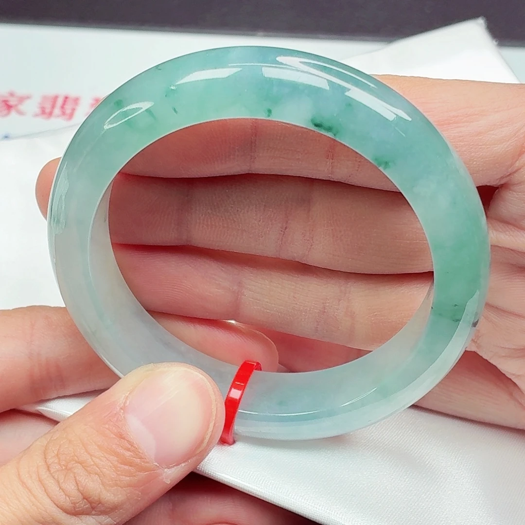 翡翠未镶嵌手镯55.6圈