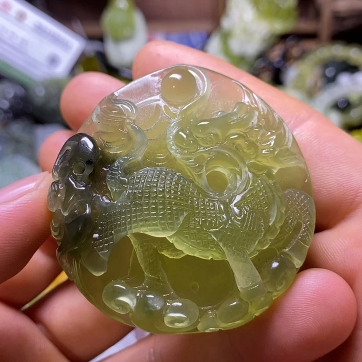 岫玉未镶嵌岫玉颈饰