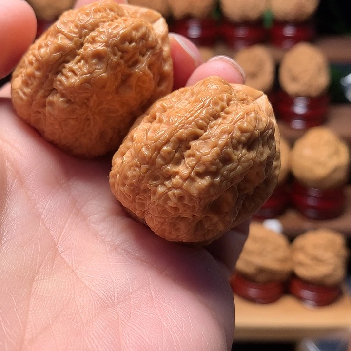 桃核吊坠蚂蚁金蟾41尺寸
