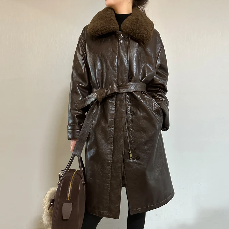韩国2024冬新款鹅绒加厚油蜡绵羊皮真皮腰带收腰款风衣中长款外套