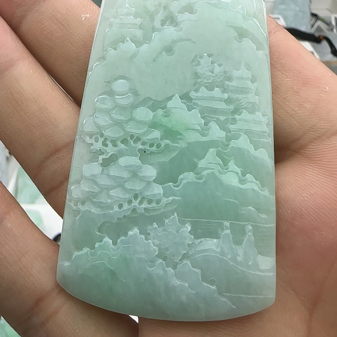 翡翠未镶嵌颈饰翡翠
